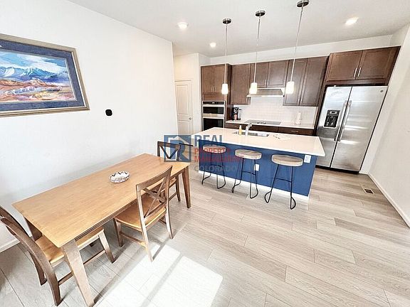 5th image of 6231 N Malaya St