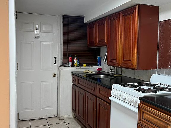 5th image of 50-36 61st St #1B