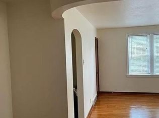 6209 Eichelberger St #2F, Saint Louis, MO 63109