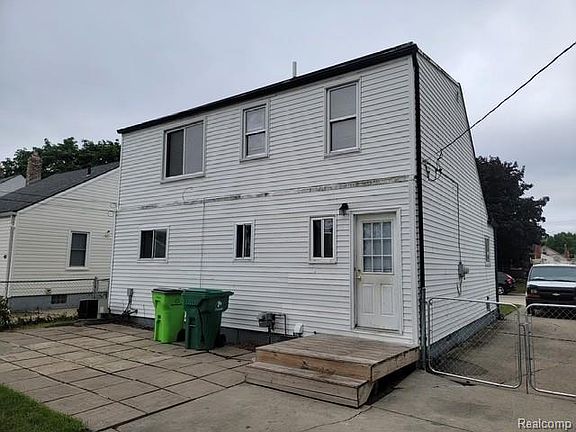 2nd image of 21828 Rausch Ave