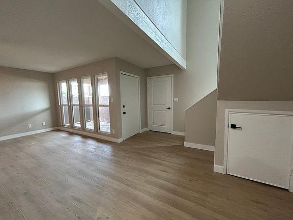 5th image of 2699 E Silk Oak Dr