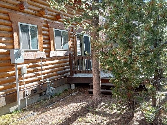 5th image of 613 S Sylvan Cir