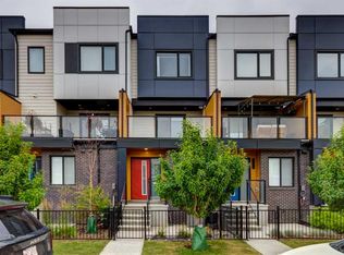 8524 S 21st Ave SE, Calgary, AB T2B0B2