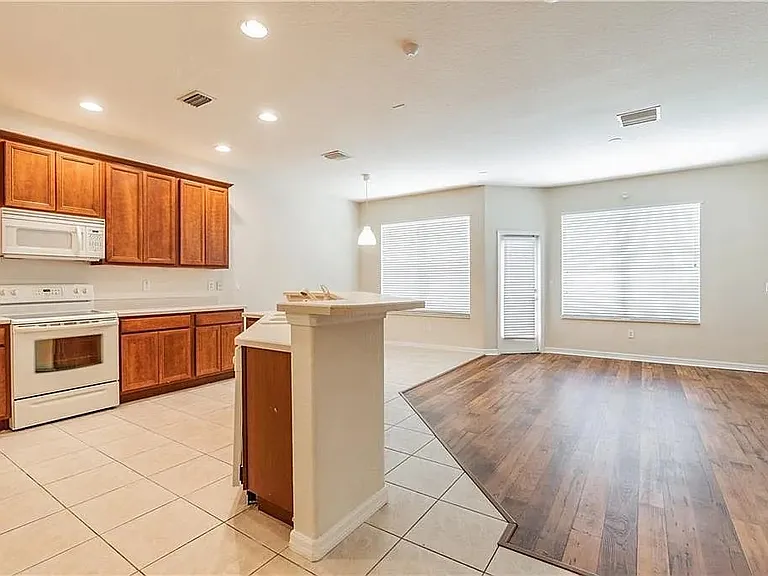 27006 Cool Stream Ln — Photo 2