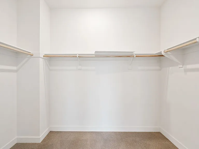 2700 E Chaucer St #14 — Photo 25