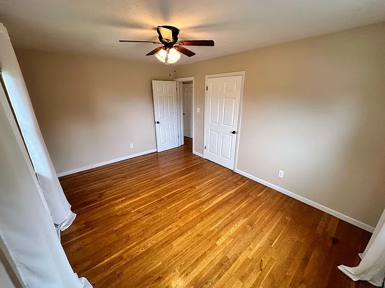 1187 Devonport Cir — Photo 14