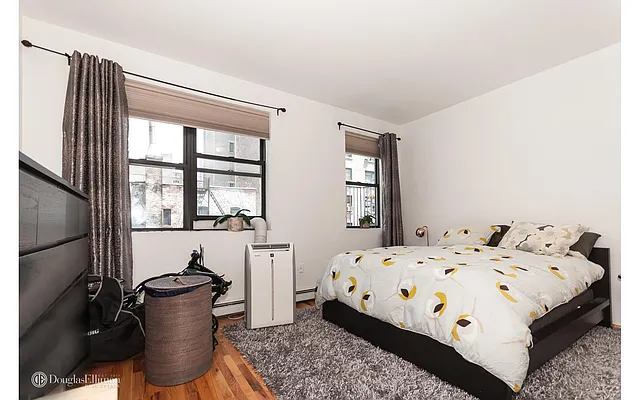 Rented by Douglas Elliman | media 23