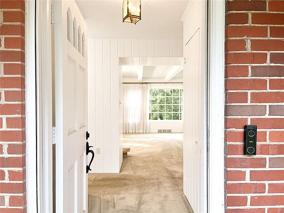 2nd image of 231 Greenridge Rd