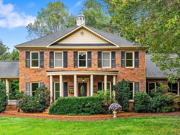 6770 Brookbank Rd, Summerfield, NC 27358