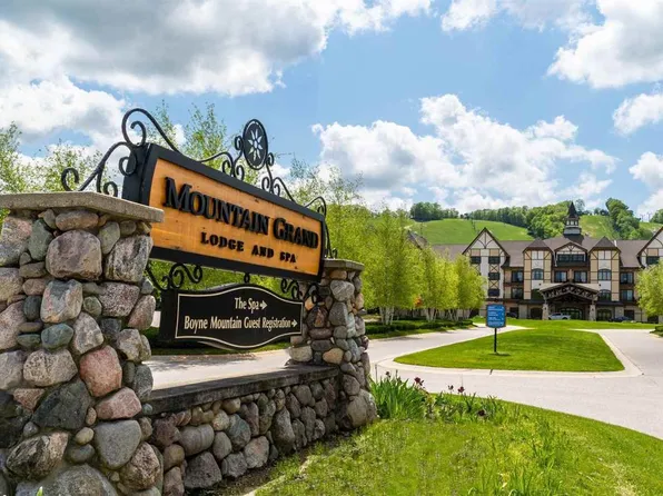2780 Boyne Mountain Rd #166, Boyne Falls, MI 49713