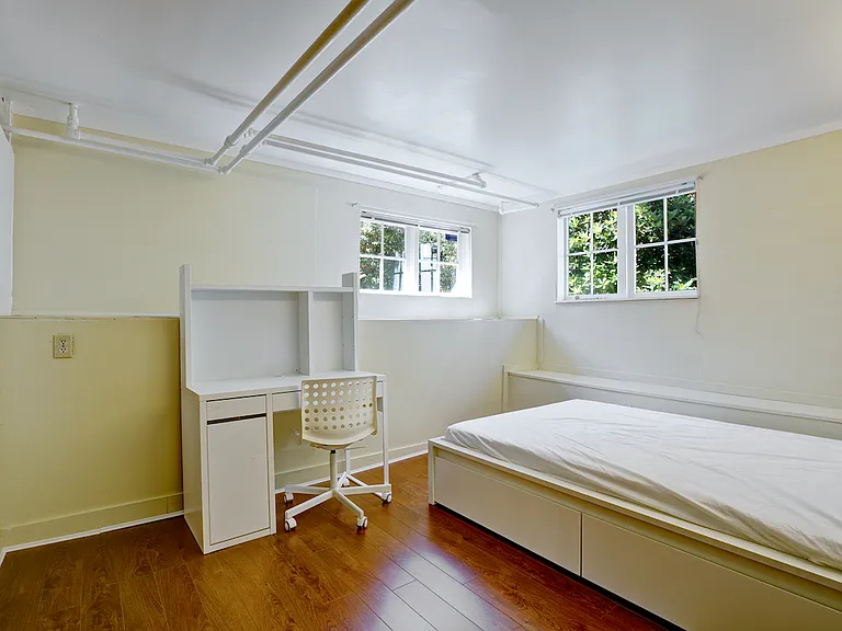 2063 W 37th Ave #BASEMENT — Photo 4