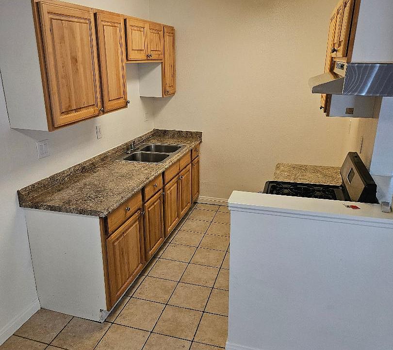 1st image of 2147 S Mallul Dr #6