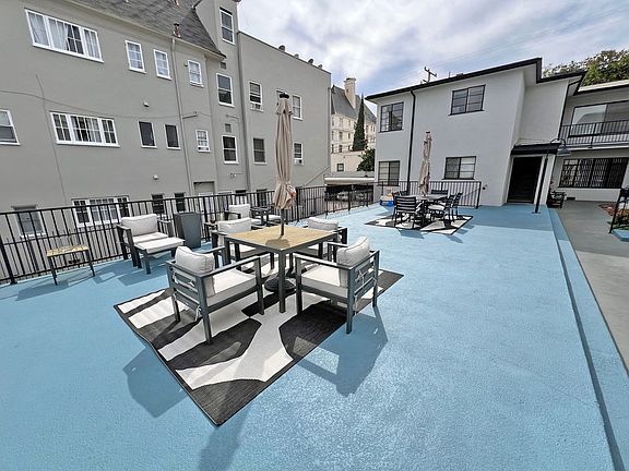 5th image of 1411 N Laurel Ave APT 7