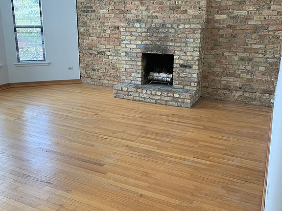 2nd image of 2615 N Sheffield Ave APT 3B