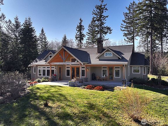 2nd image of 3858 Resort Road