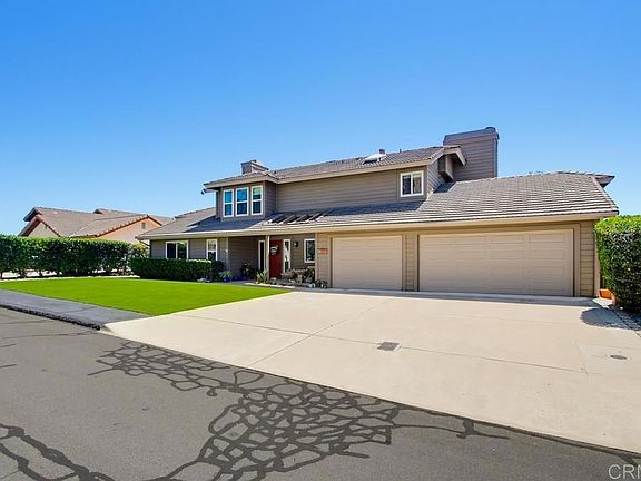 2nd image of 2171 Paseo Grande
