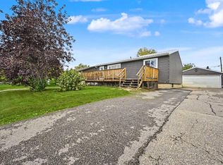 9516 S 98th Ave, Grande Prairie, AB T8V 0N9
