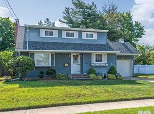 693 Alwick Ave, West Islip, NY 11795