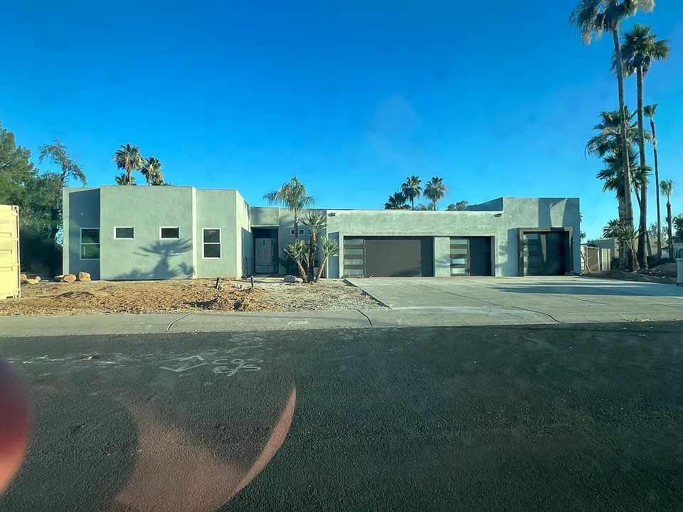 7405 E Corrine Rd