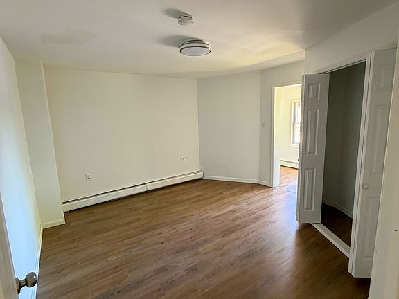 5th image of 86 Brighton Ave Floor 1