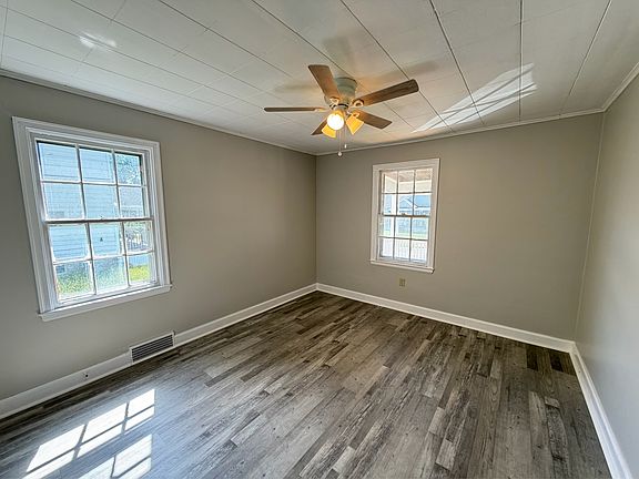 5th image of 1192 Haeberle Ave