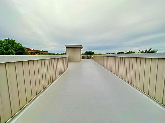 4th image of 626 W Norris St #3E
