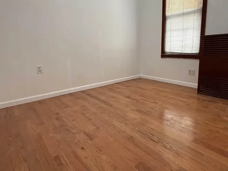 8828 81st Ave — Photo 3