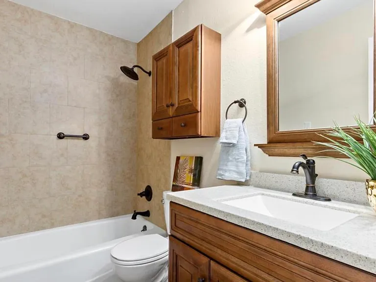 7811 Pecan Ln — Photo 10