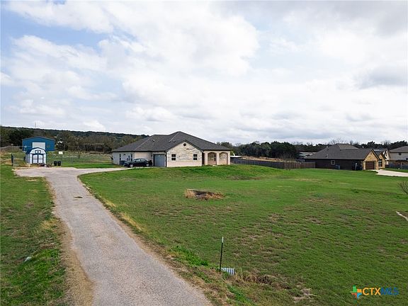 2nd image of 2662 Snow Rd