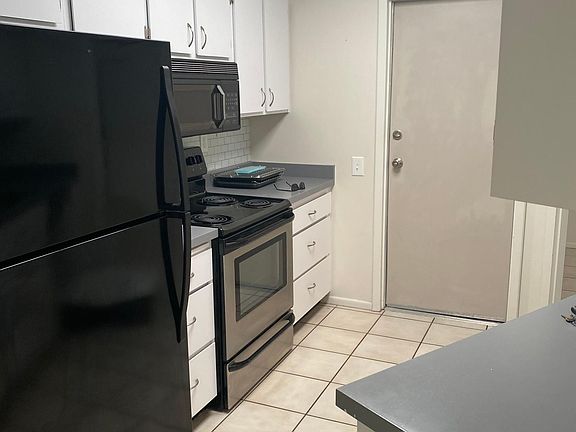 4th image of 10122 W Campana Dr