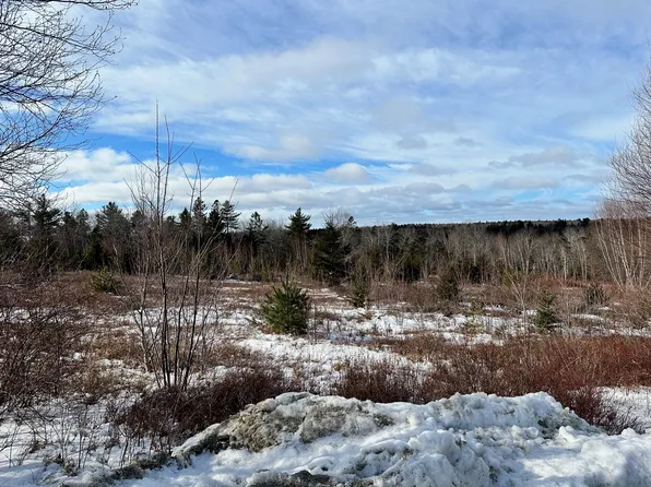 610A Range Road, Blue Hill, ME 04614