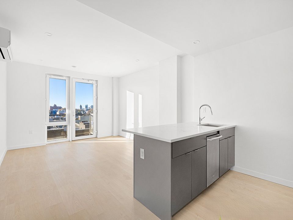 1st image of 1499 Bedford Ave #5A