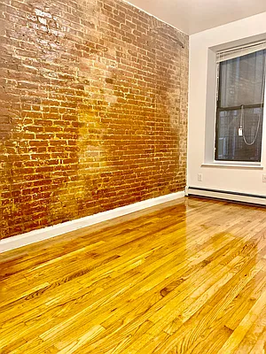 Rented by J Misrahi Realty Corp | media 2