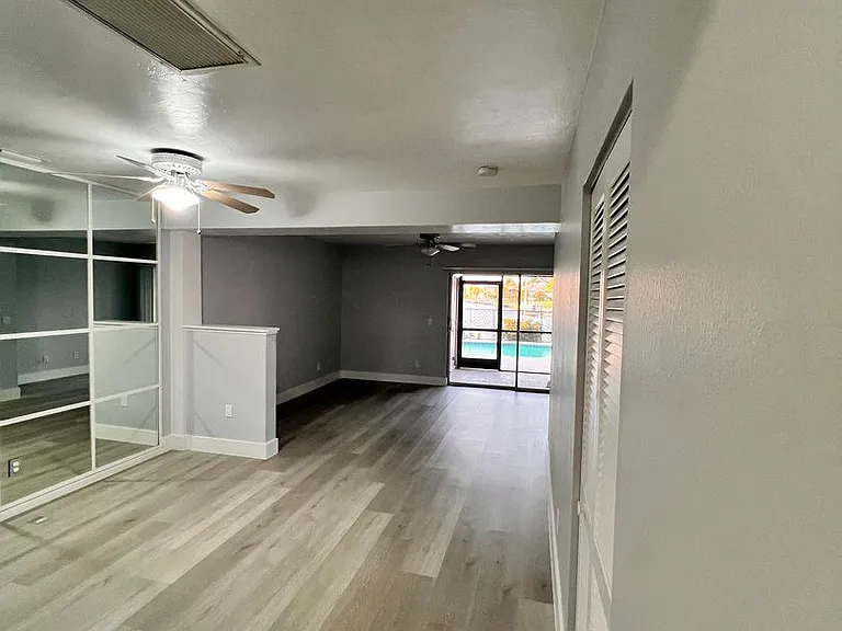920 Conecta Dr #2 — Photo 7