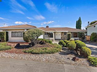 21686 Gail Dr, Castro Valley, CA 94546