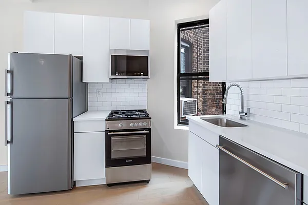 Rented by Bold New York | media 2