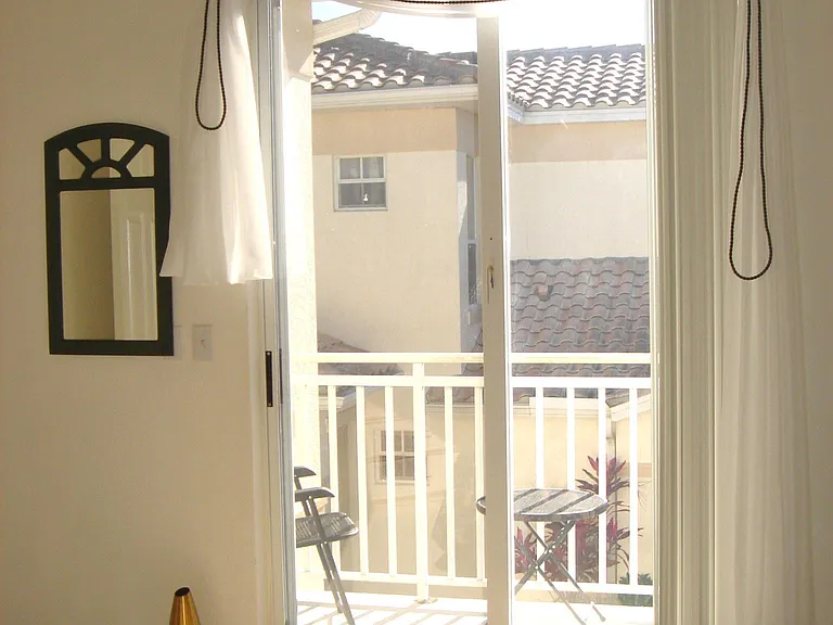 Bright sunning lanai off second bedroom