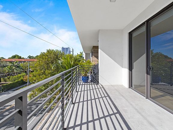 4th image of 3265 Bird Ave #303