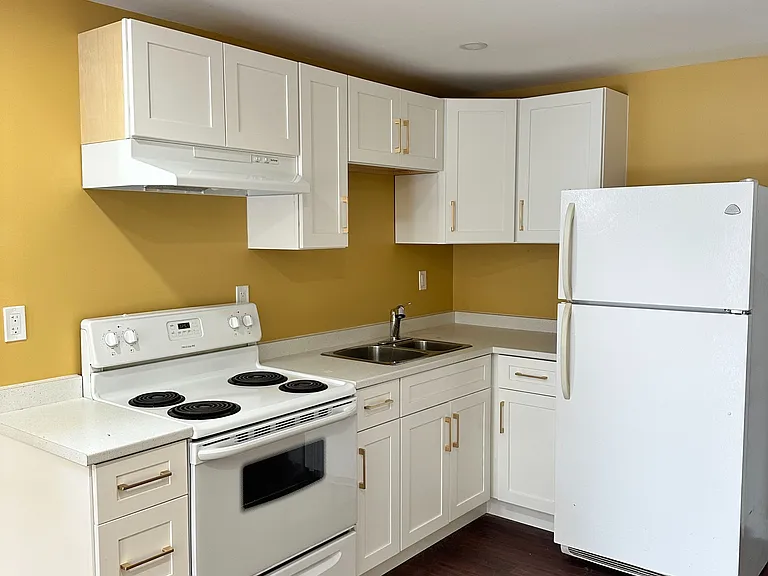 61 Keating St #BASEMENT — Photo 6
