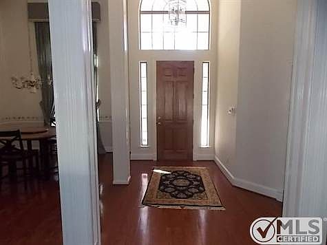 4th image of 109 Ashburne Glen Ln