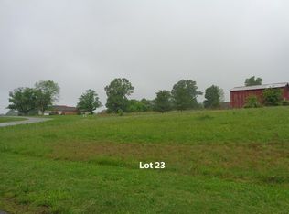 76 Zoe Dr, Glasgow, KY 42141