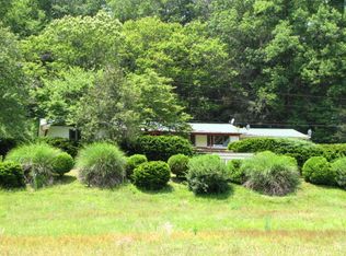 265 Claude Rogers Rd, Robbinsville, NC 28771