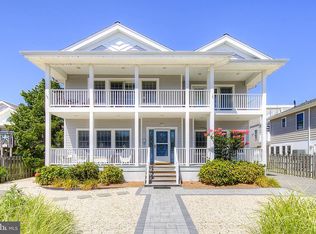 11 E South 31st St, Brant Beach, NJ 08008