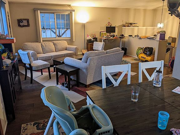 2nd image of 615 Wood St