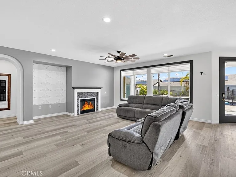 27436 Freedom Ln — Photo 5