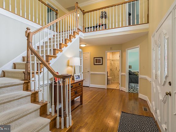 4th image of 5864 Old Dominion Ct