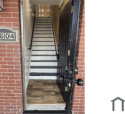2 bed, 1000 sqft, $1,800 — Photo 2
