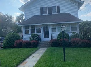 26 McKinley Ave, Valhalla, NY 10595