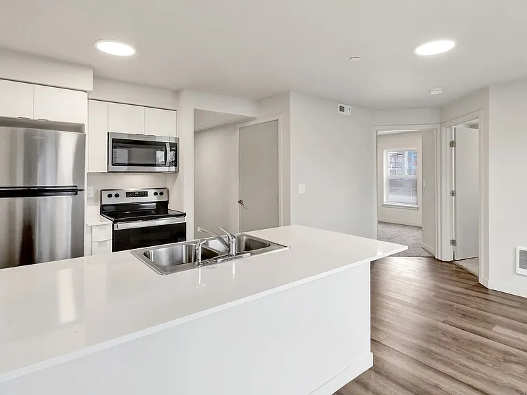 2609 Meridian St — Photo 3