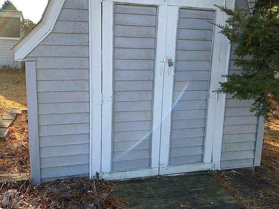 4th image of 1103 S 9th St